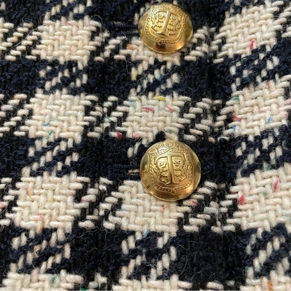 Talbots Black and Cream Houndstooth Plaid Wool Gold Button A-Line Skirt Size 12 - Picture 4 of 11